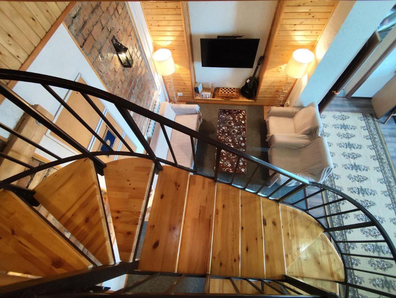 קראקול Urban Monkey Tent Hostel & Bar מראה חיצוני תמונה